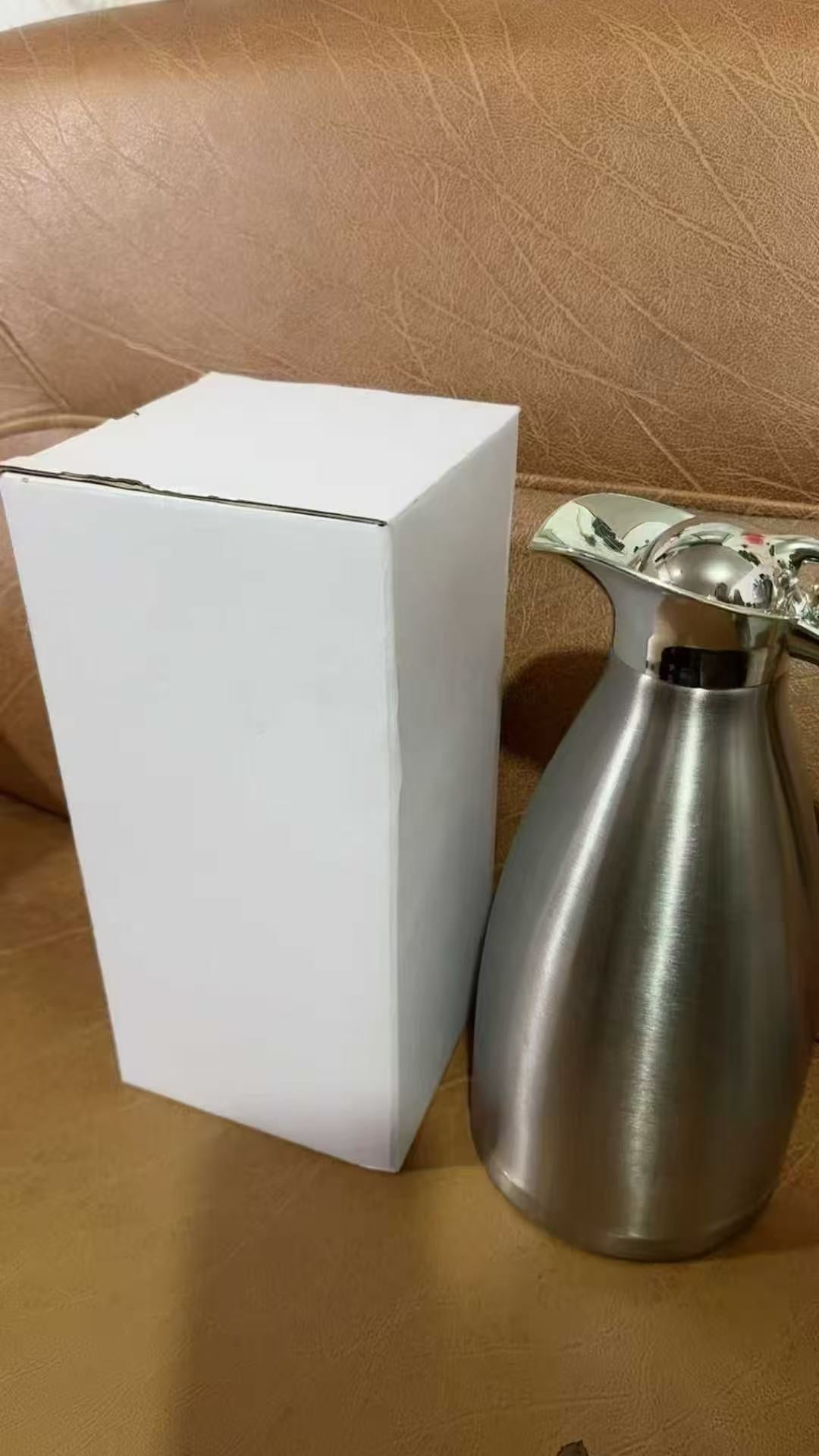 $2.4/pcs.2.0 coffee pots 24 pieces per item 40 items in total