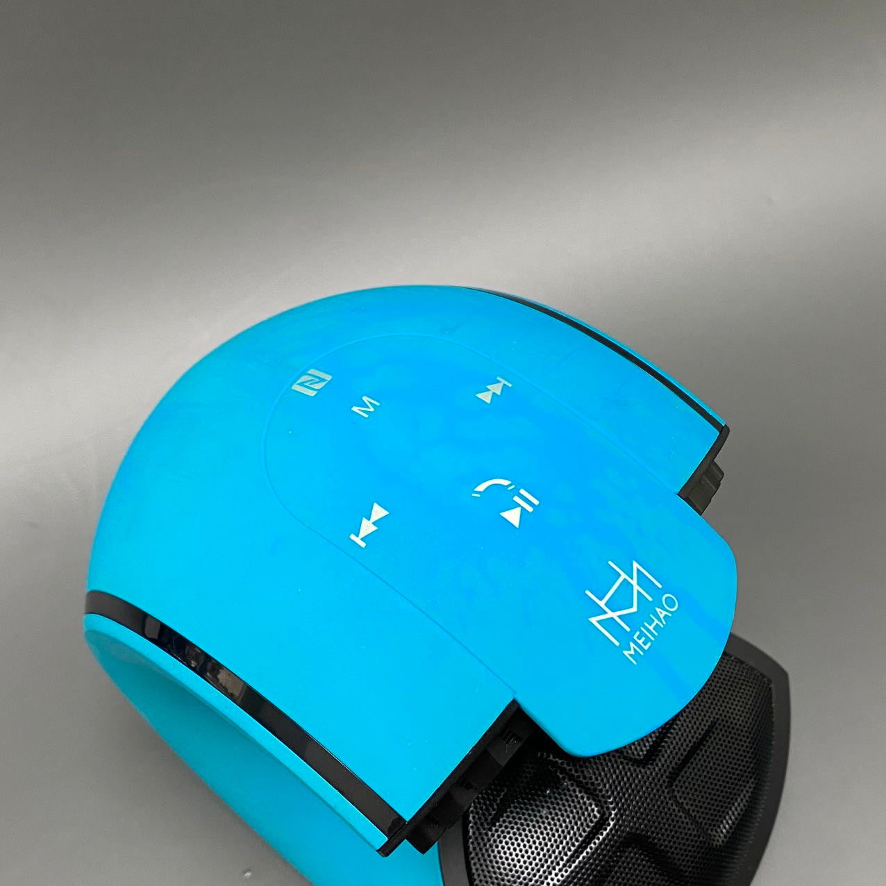 MH-K99 Bluetooth speaker