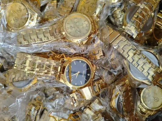 big gold watch