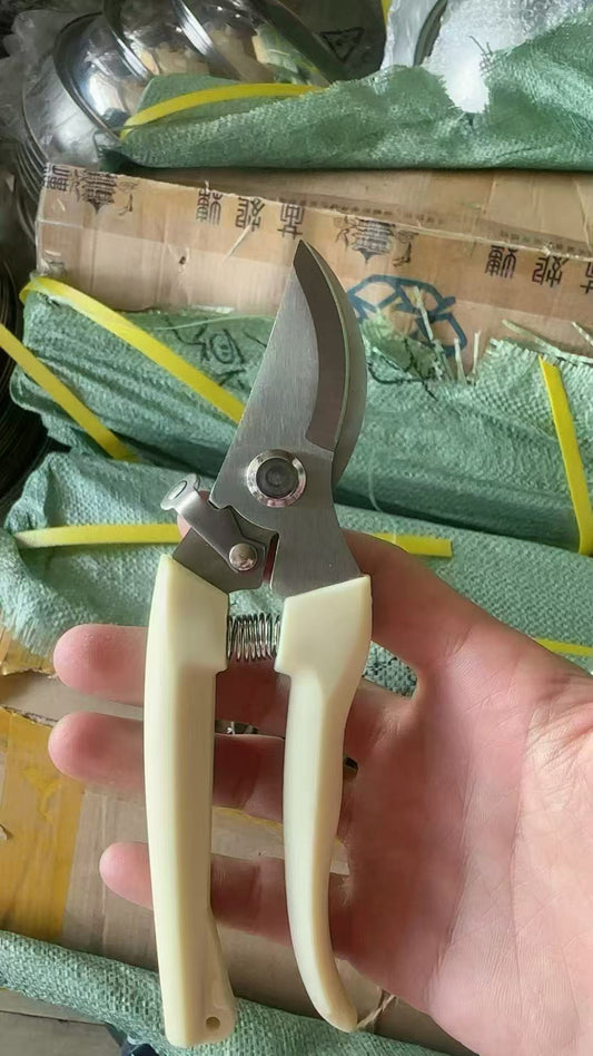 Tree pruning shears