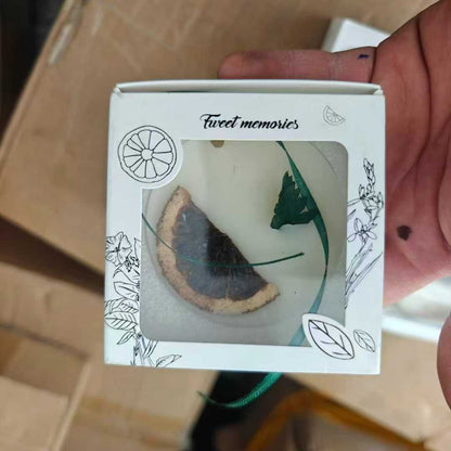 Fragrant wax slices