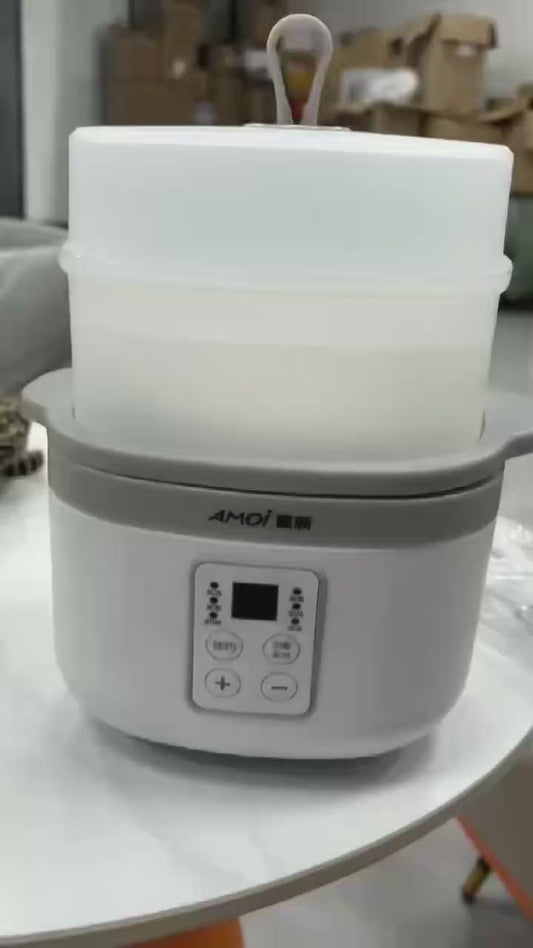 Amoi Stew Pot comes with a steaming rack combines steaming and stewing functions